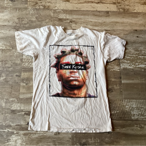 Fly Supply Free Kodak Graphic Short Sleeve Tee Cream medium - Picture 1 of 7